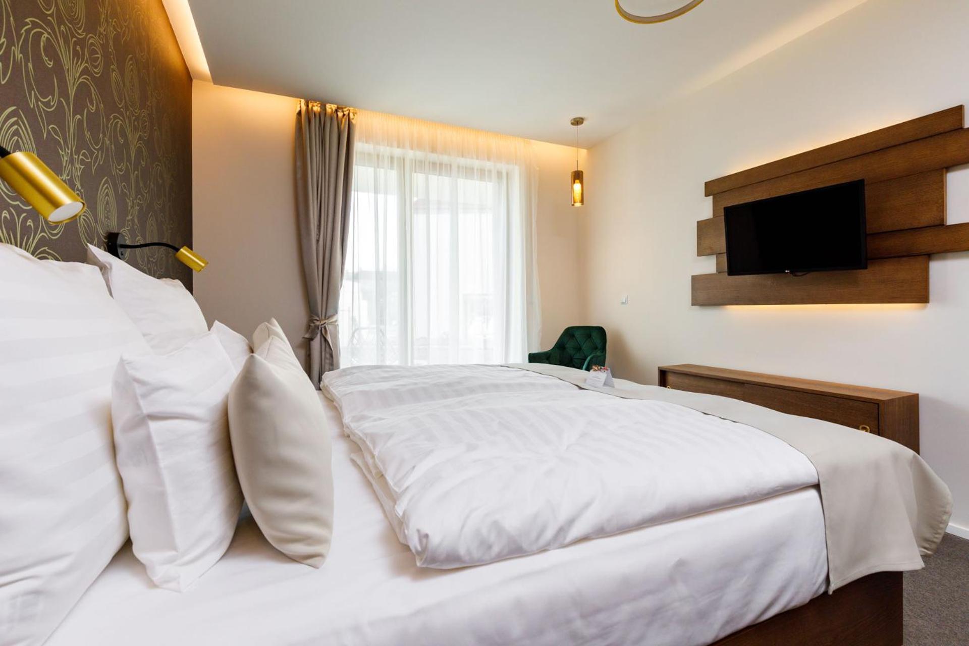 Hotel Historia Malomkert Veszprem Ngoại thất bức ảnh