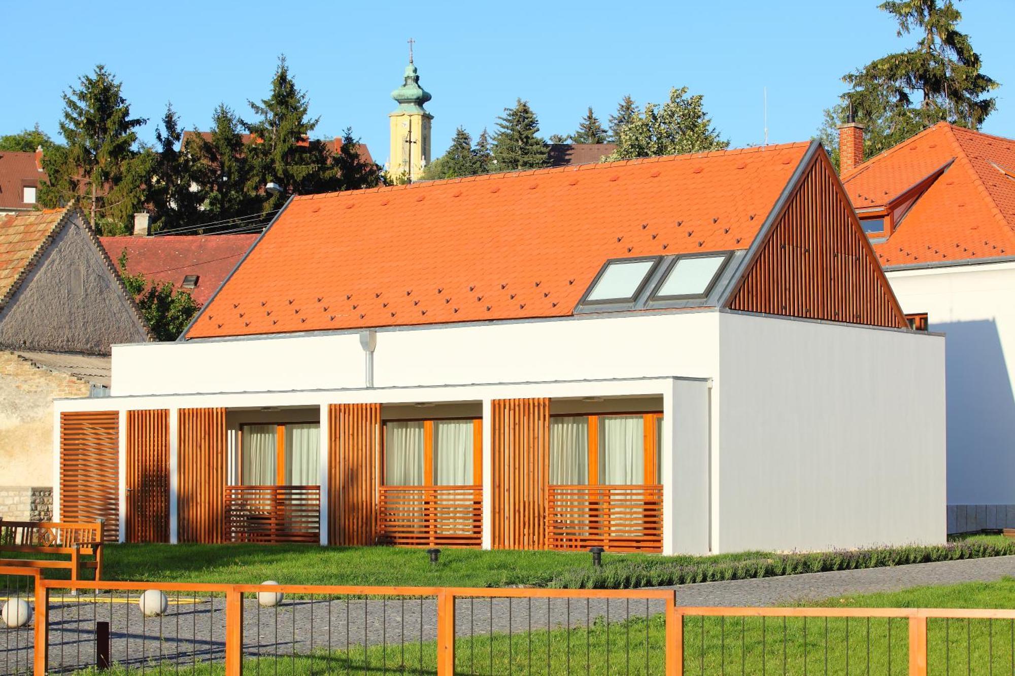 Hotel Historia Malomkert Veszprem Ngoại thất bức ảnh