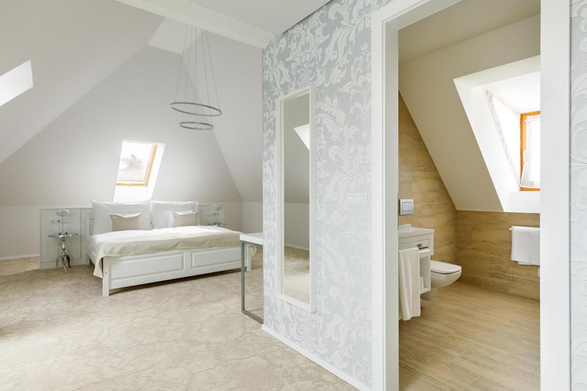 Hotel Historia Malomkert Veszprem Ngoại thất bức ảnh